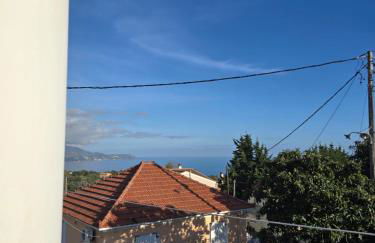 Marily's seaview suite with private JACUZZI and BBQ - Photo 22