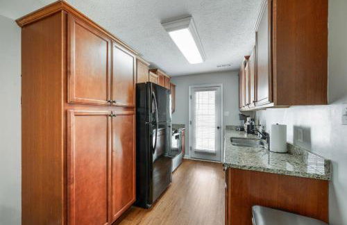 Luxury 3BR3BA TWO KING BEDS Fast WiFi, Free Parking, 5mins-Liberty University & Airport LYH great for Families, Business Travel or Weddings guest - Foto 5