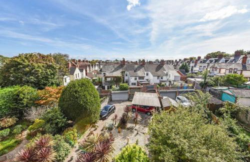 Traditional 3-Bed Property in Pontcanna with Parking - Foto 8