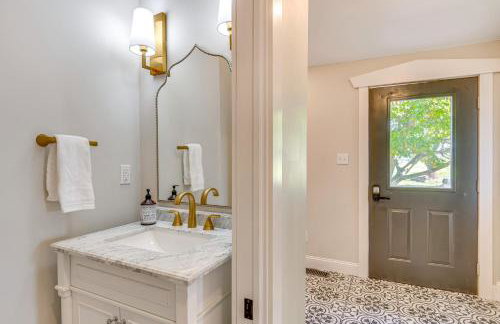 Hope Retreat with Furnished Deck Near Parks! - Foto 13