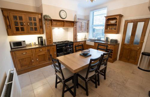 4 Bed End Terrace - sleeps 7 - Photo 15