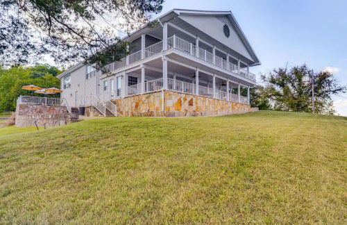 Lake of the Ozarks Haven with Decks, Dock and Kayaks! - Foto 41