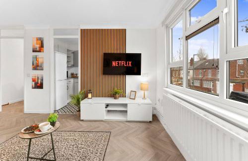 Centrally Located Apt with Parking - Foto 14