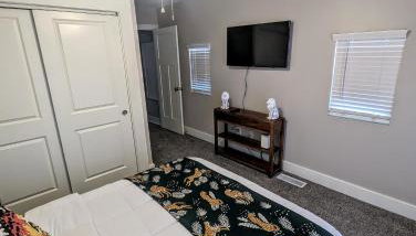 Zoobilee-on Zoo Blvd - Foto 5