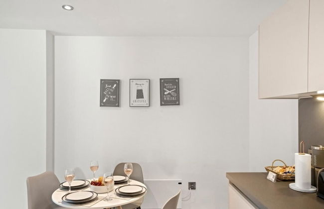 Spectacular Apartment Balcony View in City Centre - Foto 18