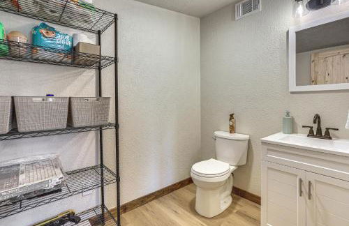 Fish Sam Rayburn! Secluded Cabin with Deck and Grill - Photo 11