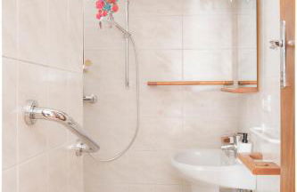 Torlanoholidayhome it - 4 bedrooms home in the countryside - sauna, wine, swim in the creek - Photo 10