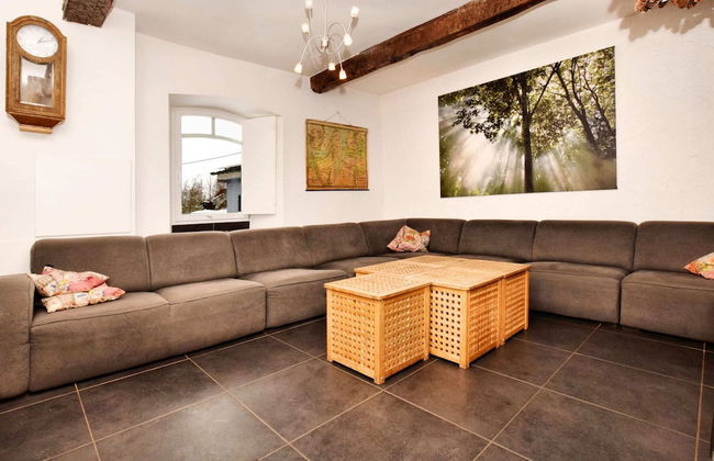 Holiday Home Ideal for Groups - Photo 21