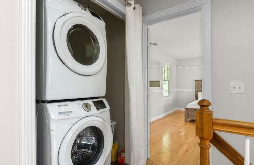 Colonial Manor - Photo 39