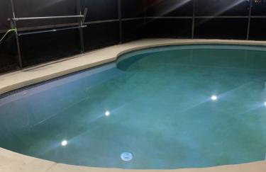 5Bd 2 Bath with Gameroom & Pool 1 story House - Foto 28