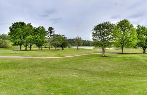 Renovated 2BR by Riverwalk & Medical District - Foto 3