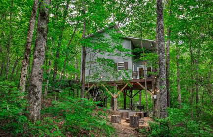 Peaceful Hideaway Treehouse near Little River Canyon - Foto 9