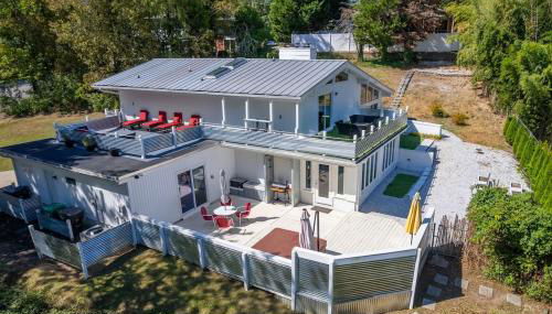 Upscale Modern Home with perfect triad location - Foto 2