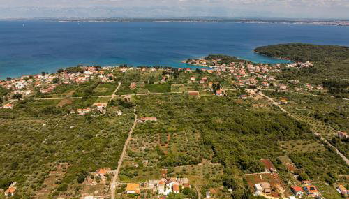 Apartment Varos with shared pool - Photo 4