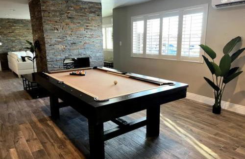 Lux Private Home - Pool, Billiards, 8 Smart TVs, Board Games, Cotton Bedding - The Stone Sanctuary at McCullough Hills Trailhead - Foto 12