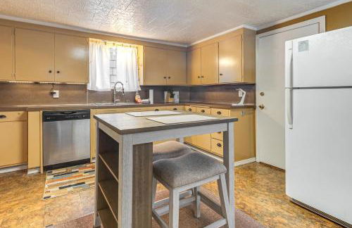 Walkable Home in Hoquiam! Olympic Peninsula Base - Foto 3