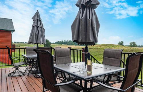 Golf in Luxury - 4BDR Home on Agaming Golf Course - by Torch Lake - Foto 34