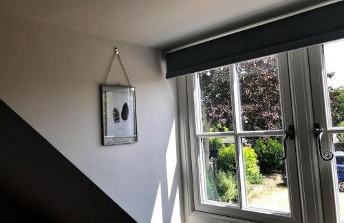 STABLES Stylish comfortable peaceful cottage with parking and outdoor space - Photo 60