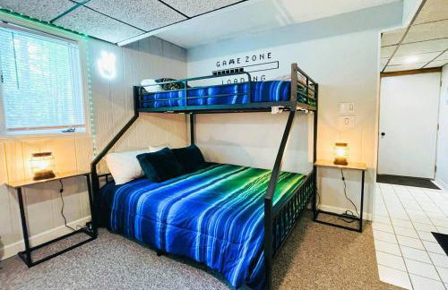 Private & Convenient-Hot tub-Fire Pit-Game room! - Photo 25