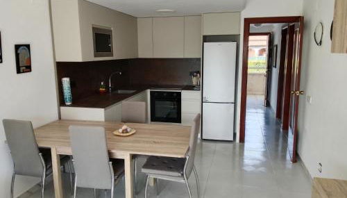 Cozzy flat in a quiet and nice area / Acogedor apartamento en zona tranquila y agradable - Foto 2