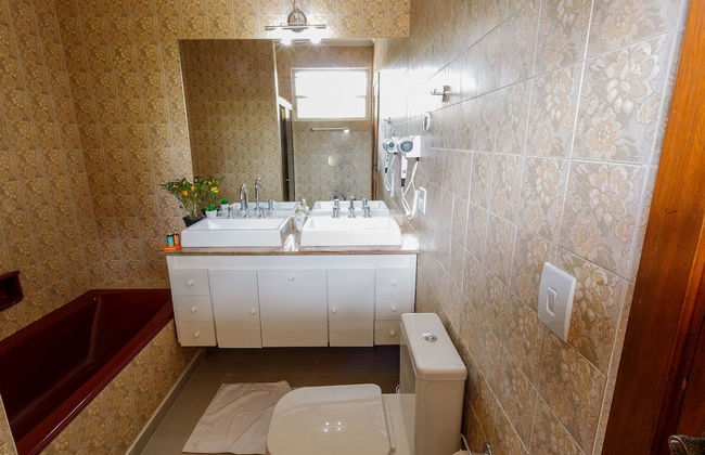 Aluguel de Suítes Por Temporada - Foto 19