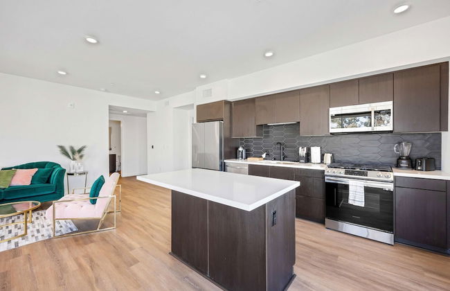 Luxury 2BR Hollywood Sign View by Oneluxstay - Foto 17