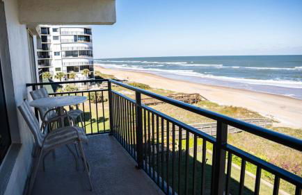 Beachfront Luxury with Spectacular Ocean Views! - Foto 23