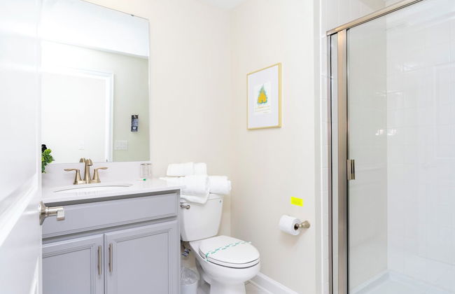 Luxurious Family-friendly 5 Bd 12 Guests w Screened Pool Close to Disney - Foto 85