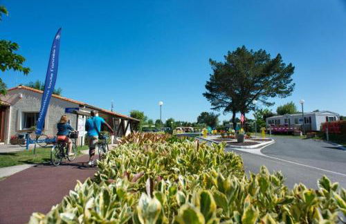 Mobil Home Moderne de 40m2 TOUT CONFORT Camping SIBLU Les CHARMETTES 785 La Palmyre Les Mathes - Foto 35