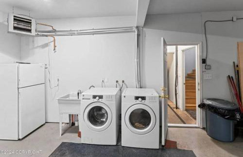 Cozy Anchorage Retreat 7 mins From Airport - Foto 7