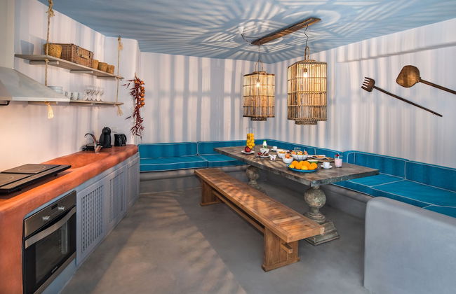 Rock Villas - Emporio | Pool, Jacuzzi, Castle View - Foto 47