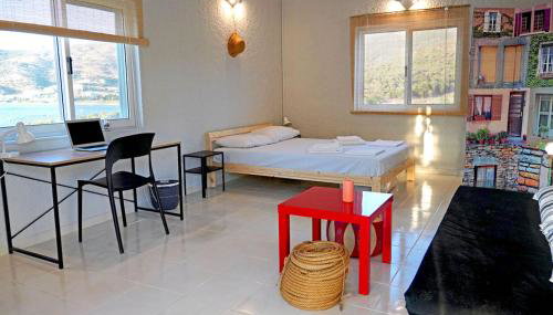 Figs & Grapes * Cosy small house * Marmari * South Evia - Foto 1