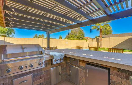 Putting Green, Pool and Spa! San Tan Valley Escape - Foto 28