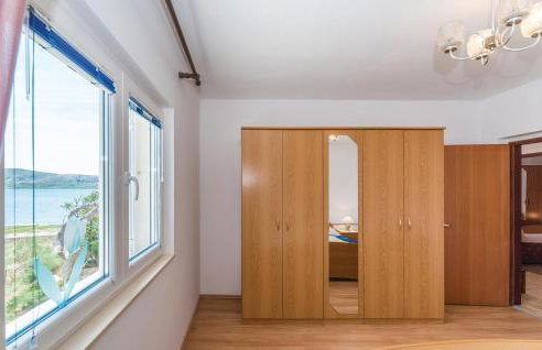 Cozy Apartment In Kustici With Wifi - Foto 14