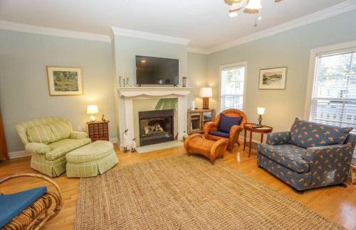 Ideal Location! Perfect for Graduations and Lowcountry Getaways! - Foto 5