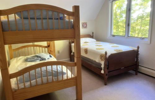 Tranquil NH Lakehouse Escape - Foto 21