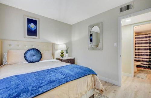 New Poolside Paradise in Vegas with BBQ and Games - Foto 20