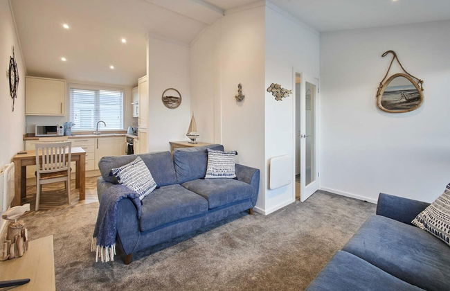 Host Stay Sea View Road - Photo 13