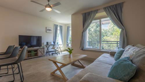 Riverwalk and Pool view Apt with King bed Infinity Pool Gym Free Parking - Foto 4