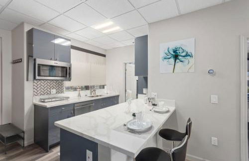 New 2 Bed 2 Bath On The Avenue - Foto 8