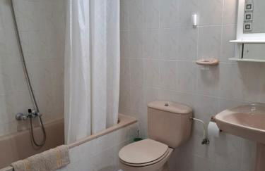 Alojamiento AJO con piscina y tenis - Ajo Palace - Foto 25