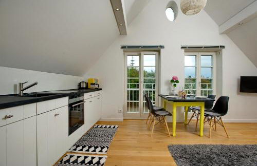 Yellow Upmarine - Foto 19