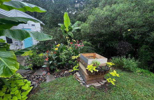 Modern 3-BR Townhome w Private Backyard Near RTP - Foto 71