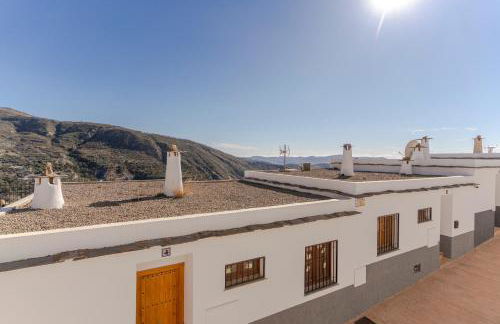 RentitSpain - Picena - Casa Picena Terraza y Senderismo en la Montaña - Photo 2