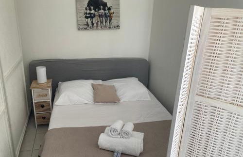 Studio évasion campagnarde avec jardin et parking, proche de Eurexpo et GroupamaStadium - Foto 10