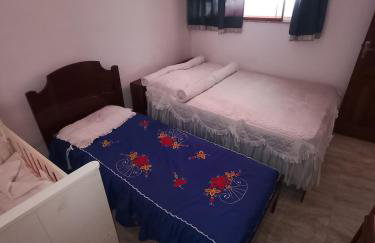 Two-story home with solar-heated pool and 4 bedrooms - Foto 5