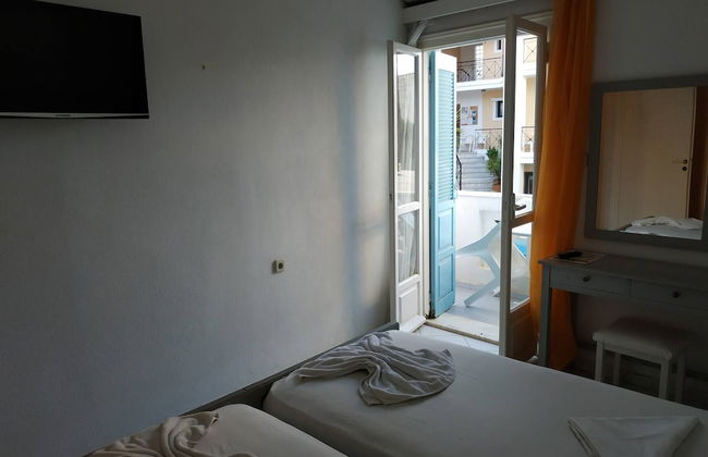 Small Apartment For 3 Pers 70meters From The Beach - Photo 9