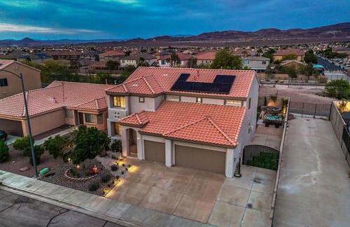 Buddha Gem, Central 6 Bed Room Luxury Home with Pool Hot Tub Game Room and much more - Foto 6