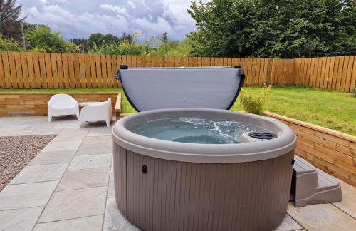 Highland River Cottage with Hot Tub - Foto 21