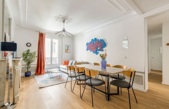 Edgar Suites Spacious Apartment Martyrs - Photo 1